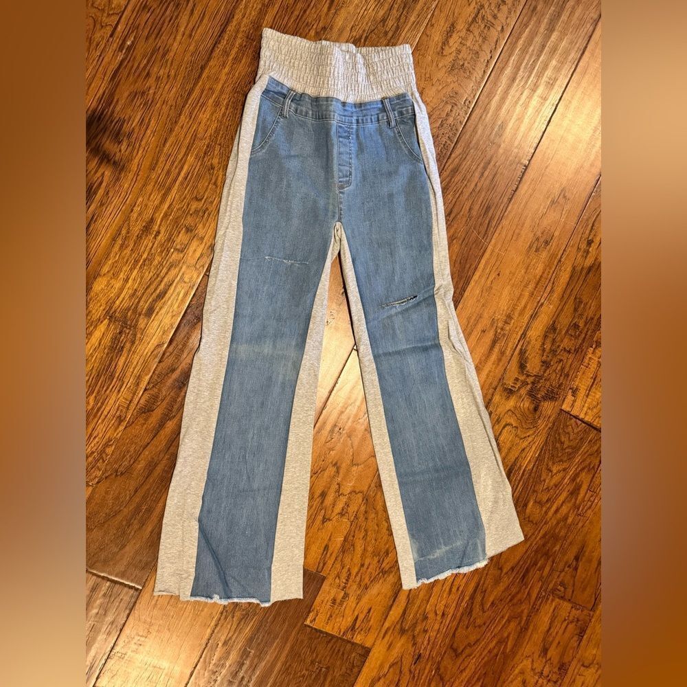 803. Blue and Gray Women's Jeans/Sweats!